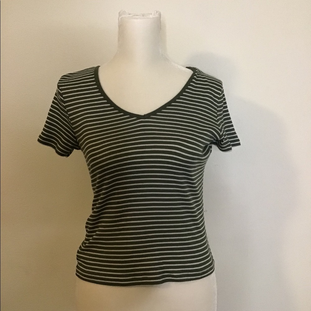 short sleeve green striped shirt